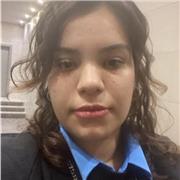 Estudiante de medicina, imparto clases de biología y de inglés.